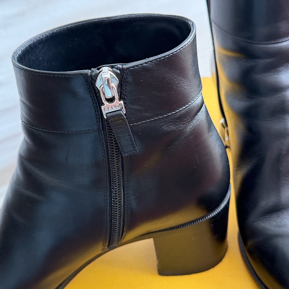 FENDI Black Women's Leather Ankle Boots - Picture 8 of 16